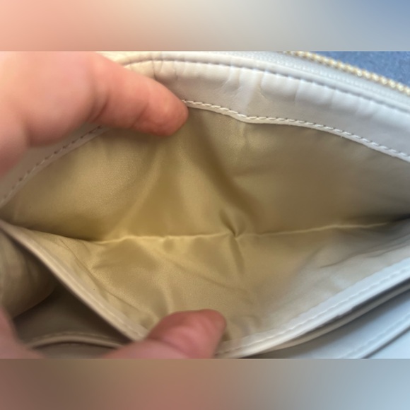 COACH CHELSEA HERITAGE STRIPE WRISTLET - Picture 7 of 11